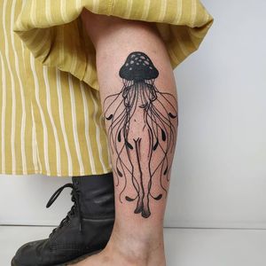 Jellyfish tattoo by bonestattooartist #bonestattooartist #jellyfish #ocean #oceanlife #animal 