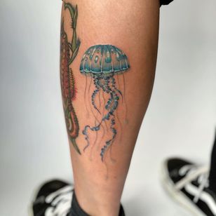 Jellyfish tattoo by Maiko Only #MaikoOnly #jellyfish #ocean #oceanlife #animal 