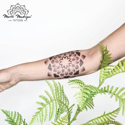 Tattoo by Marta Madrigal #MartaMadrigal #fineline #dotwork #illustrative #mandala #sacredgeometry #shapes