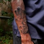 Illustrative tattoo by Mab Matiere Noire #MabMatiereNoire #illustrative #linework #japaneseinspired #nature #expressive #birds #feathers #tattoosondarkskin