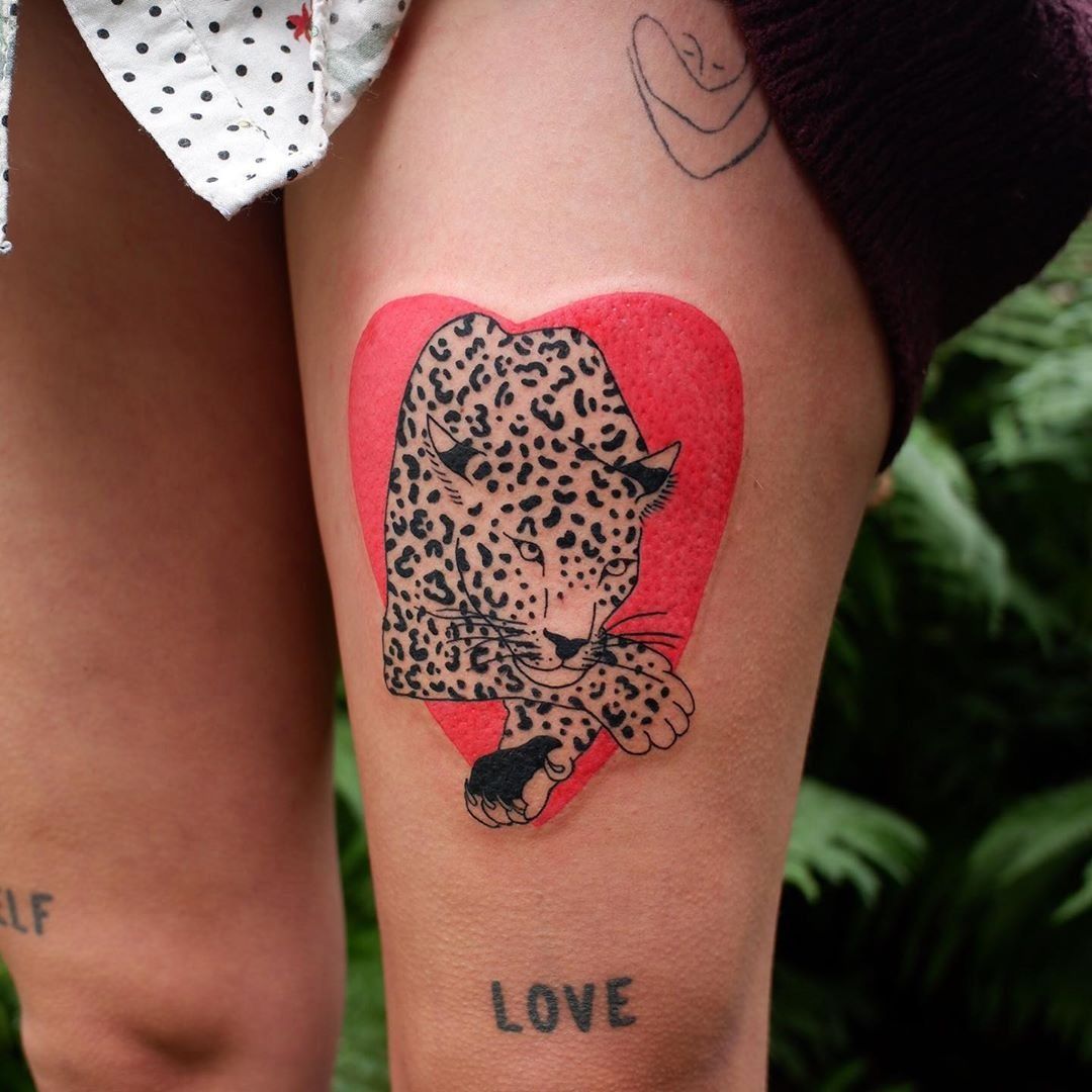 Leopard 🐆 portrait by tattoo artist @robert.acostatattoo ➡️➡️➡️➡️ for  video #animalportrait #leopard #blackandgrey #re... | Instagram