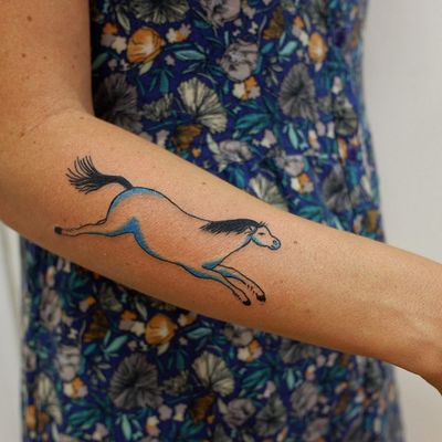 Illustrative tattoo by Mab Matiere Noire #MabMatiereNoire #illustrative #linework #horse #nature #expressive