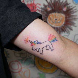 Crayon tattoo by Mello #Mello #Mellowhatever #crayontattoo #childdrawing #childlike #fun #cute #koreanartist #seoultattoo #animal #love #unicorn #rainbow
