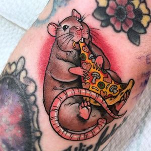 pizza rat tattoo by Guen Douglas #GuenDouglas #rat #petportrait #pizza #animal #neotraditional