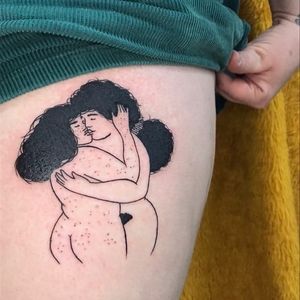 Frances Cannon illustration tattoo on Cat aka socialist slut done by tattooist zhanaoliviatattoo #FrancesCannon #zhanaoliviatattoo #illustrative #lovers #kiss #gay #lgbtqia #blackwork