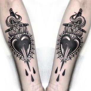 sacred heart tattoo by giuliacarnio #giuliacarnio #sacredheart #fire #dagger 