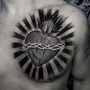 sacred heart tattoo by sergio rodrigues #sergiorodrigues #sacrerdheart #thorns #fire #cross