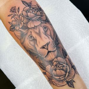 Tattoo Uploaded By Jennifer R Donnelly • Leo Tattoo By Christina Hayes  #Christinahayes #Leo #Zodiac #Astrology #Horoscope • Tattoodo