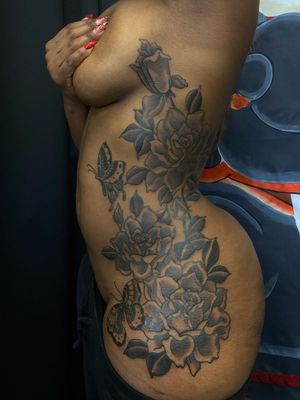 Rose and butterfly tattoo by Gandhi aka Guillaume de la Torre #Gandhi #GuillaumedelaTorre #japanese #roses #butterflies #butterfly #traditional #tattoosondarkskin #darkskintattoos #floral #nature #flowers