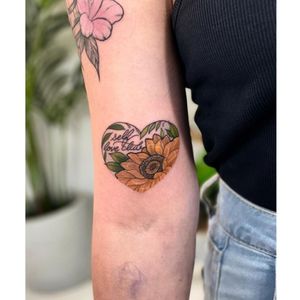 Self love tattoo by allireallydoistattoo #allireallydoistattoo #selflove #love #selfcare #heart #sunflower #flower #nature #illustrative