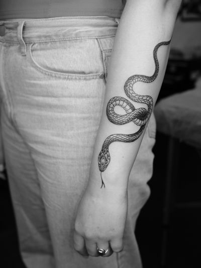 Tattoo by Jordan Baxter #JordanBaxter #illustrative #traditional #oldschool #blackandgrey #snake #serpent #reptile