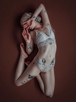 Photography by Sud aka Shot by Sud - Model: Carmen Helle #Sud #ShotbySud #tattoophotography #tattoomodel #tattooart