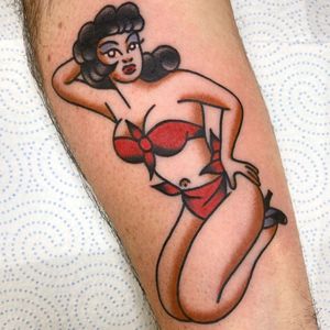 Pin up tattoo by ladolorestattoo #ladolorestattoo #pinupgirl #pinup #portrait #lady #woman #babe #tattooedgirl