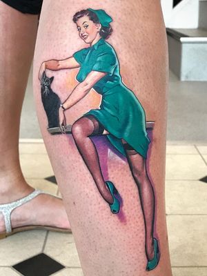 Pin up tattoo by David Corden #DavidCorden #pinupgirl #pinup #portrait #lady #woman #babe #tattooedgirl