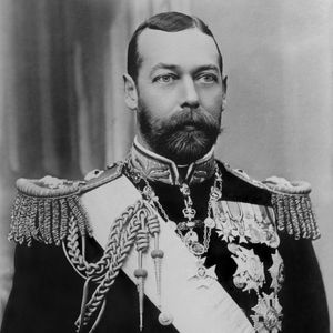 George V, previously Prince George, his dragon tattoo design and a sketched depiction of the tattooing process #tattooedroyalty #tattooedkings #historyoftattooing #japanesetattoos
