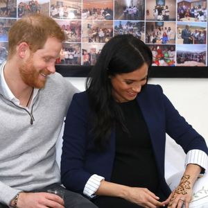  Harry and Meghan admiring her traditional henna tattoo in Morocco #tattooedroyals #hennatattoos #traditionaltattoos
