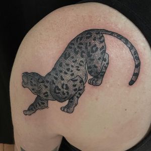 Illustrative tattoo by Nicolas Trotman aka Nick Trotman #NicolasTrotman #NickTrotman #illustrative #blackandgrey #leopard #junglecat #cat #queertattooer #lgbtqia #bipoc #qttr #lgbt #qtbipoc