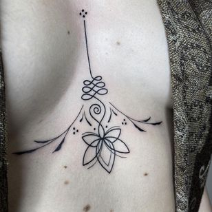 Unalome tattoo by meriagnello_tattoo #meriagnello #unalome #buddhism #buddhist #symbol #lotus #linework #fineline #floral #leaves