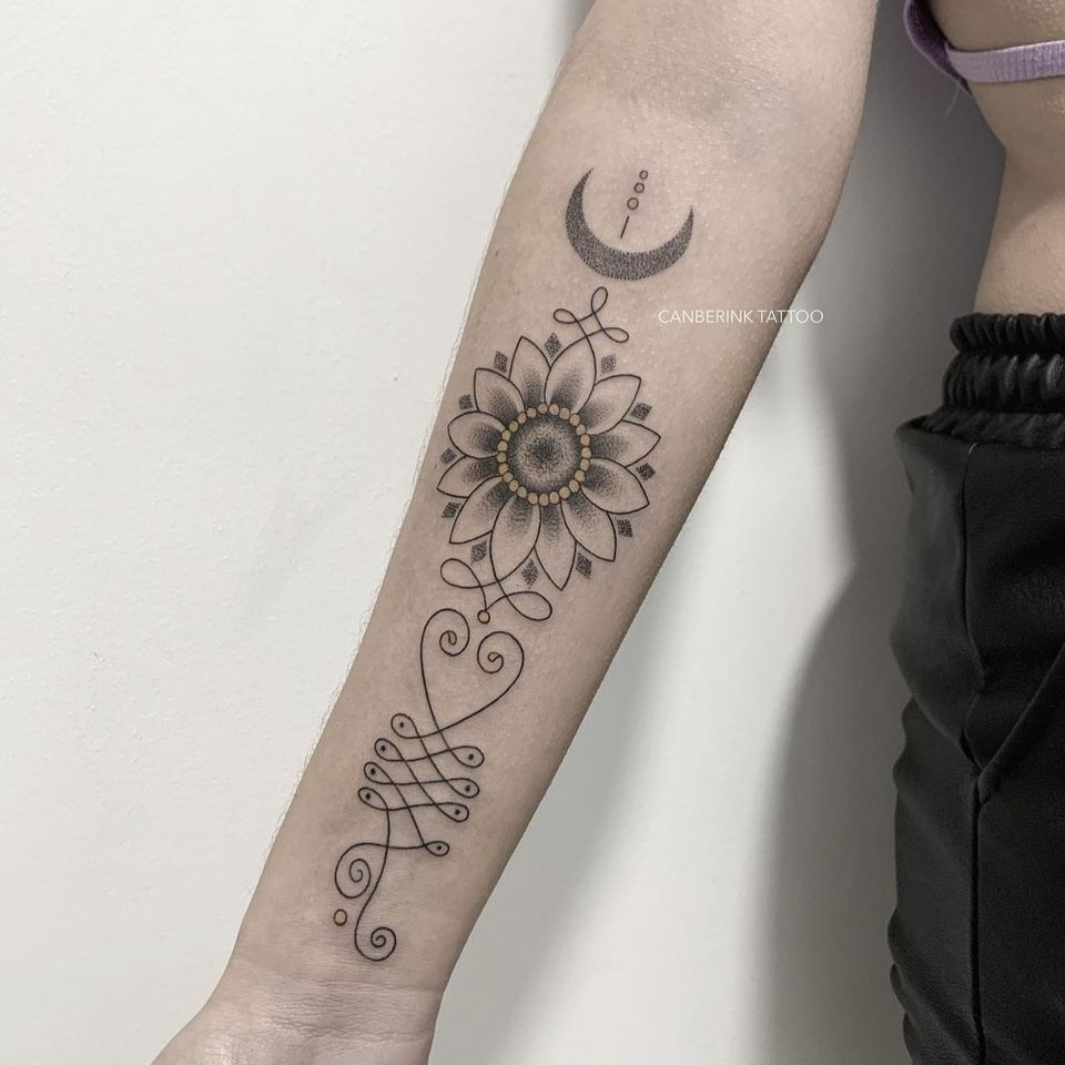 Unalome tattoo with sunflower, heart, and moon by canberinktattooo #canberinktattoo #unalome #buddhist #heart #sunflower #moon #linework #flower #buddhism #symbol