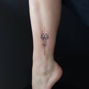 Unalome tattoo by ingabolotova #ingabolotova #unalome #buddhism #buddhist #symbol #minimal #small #lotus #flower #floral #ankle