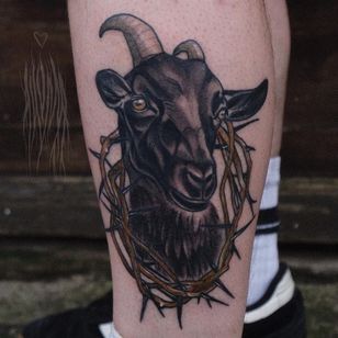 Tattoo by Akuma Shugi #AkumaShugi #neotraditional #darkart #goat #thorn #animal #nature