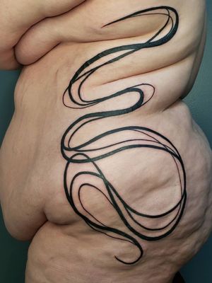 Tattoo by Carrie Metz Caporusso #CarrieMetzCaporusso #linework #brushstroke #brushwork #blackwork #abstract #queertattoo #qttr #pridetattoo #lgbtqiatattoo #lgbtqtattoo