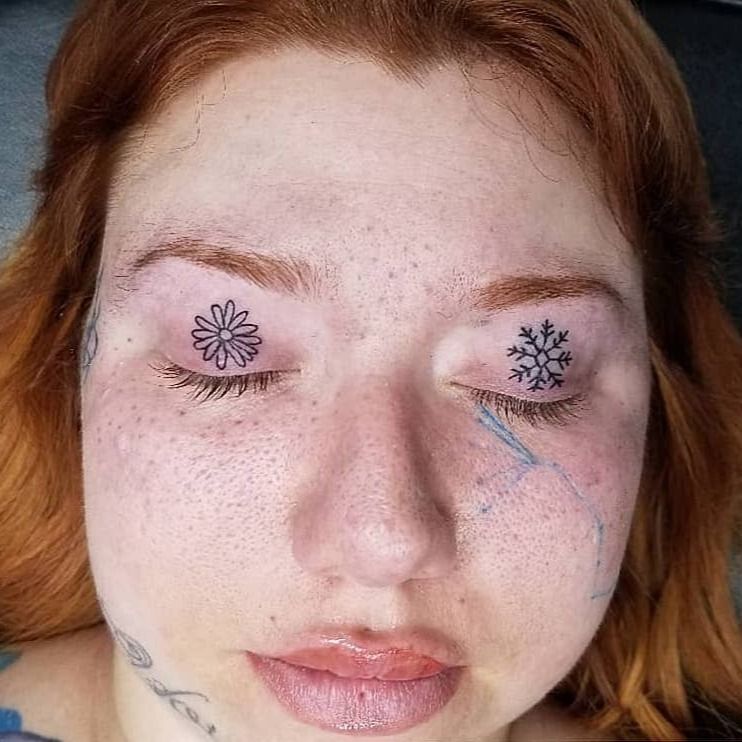 Woman shares warning after tattoo inside her eye goes wrong