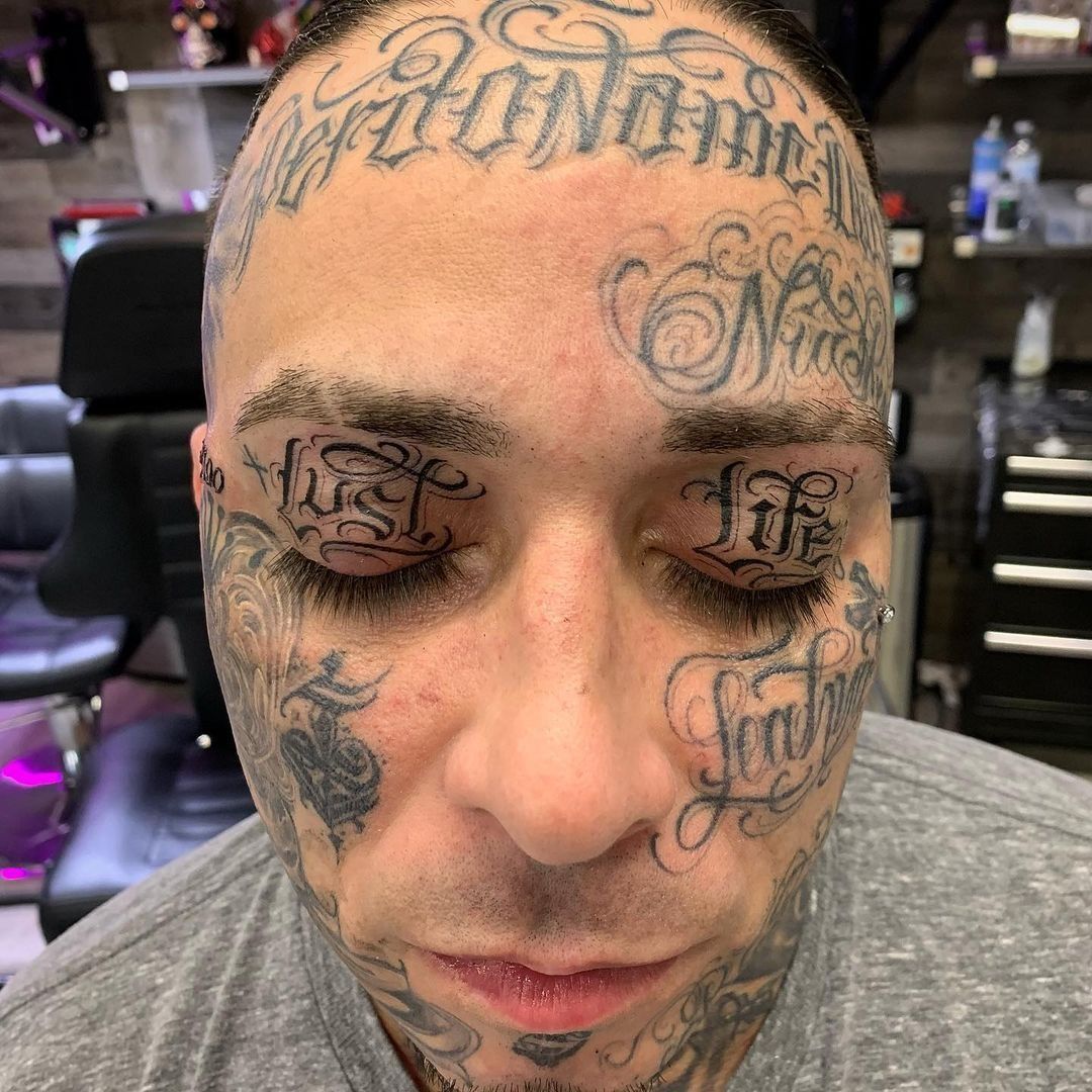 Do eye tattoos hurt