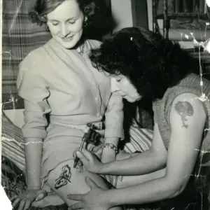 Jessie Knight: England's First Female Tattoo Artist