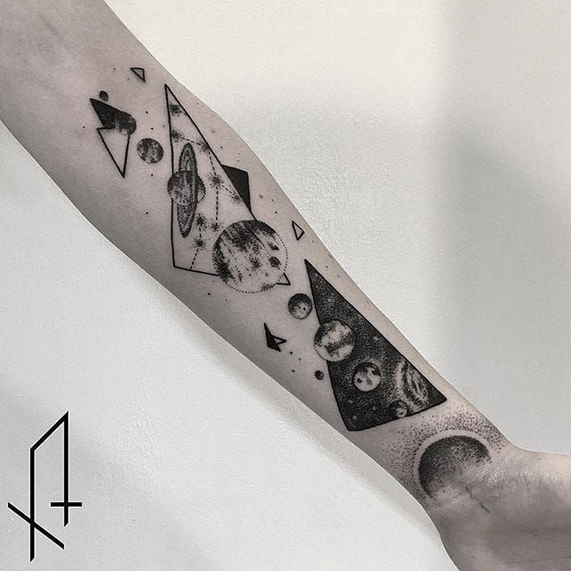Tattoo artist Victor del Fueyo de la Torre | iNKPPL | Galaxy tattoo,  Astronaut tattoo, Sleeve tattoos