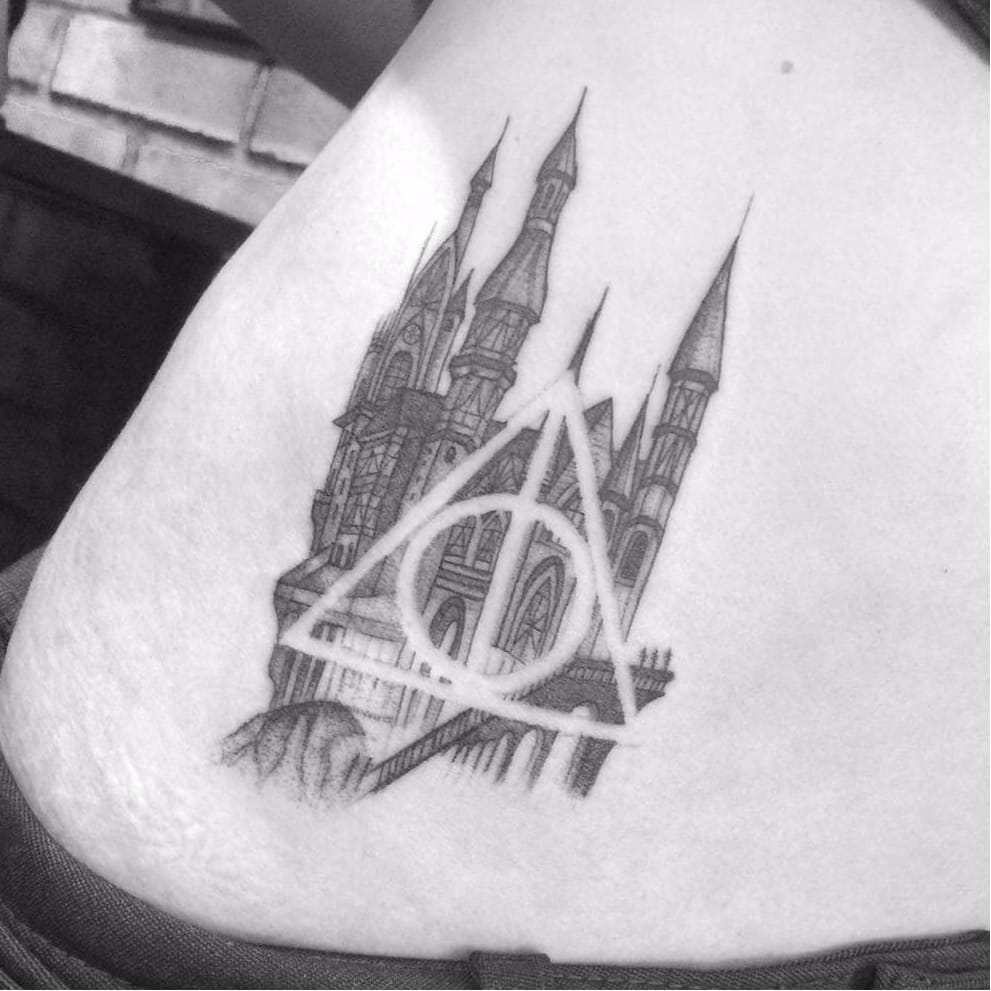 13 Tatuagens Das Relíquias Da Morte Para Fãs De Harry Potter • Tattoodo