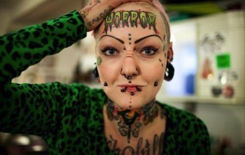 10 Tasteful And Distasteful Forehead Tattoos • Tattoodo
