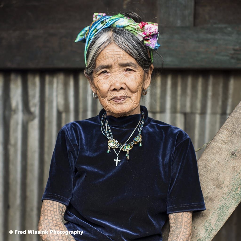 103YearOld Filipina Tattoo Artist is the Last One of Traditional Kalinga  Style