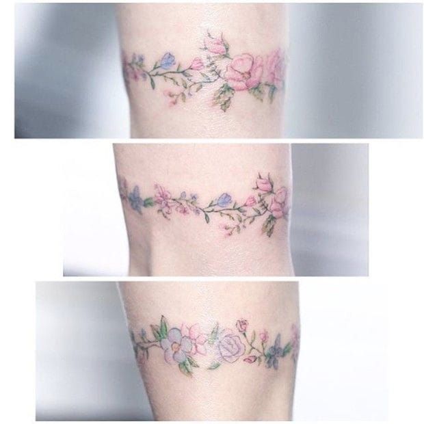 Jess Parry Tattoos - Delicate floral thigh piece for Laura's first tattoo!  🌷 we've left a little space in the curve to add an animal next session.  Thankyou! | Facebook