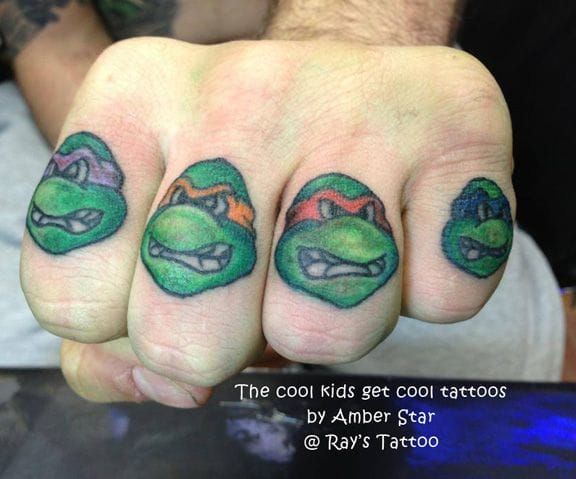 Love this knuckle piece by Amber Star