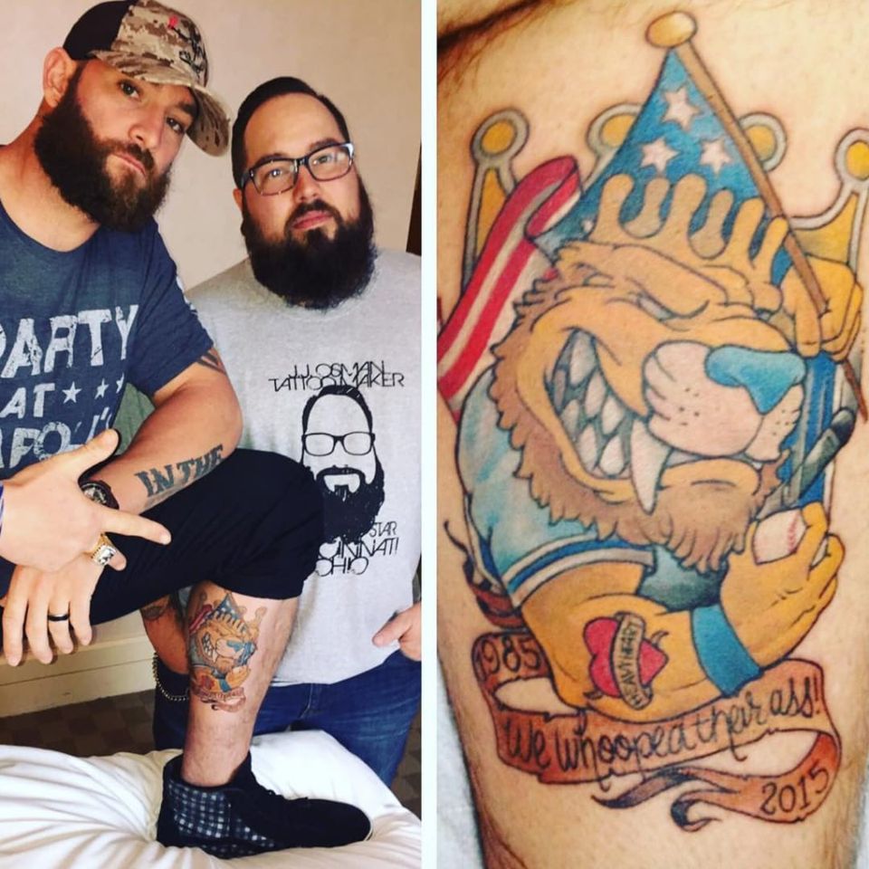 Red Sox outfielder Jonny Gomes met his tattoo twin