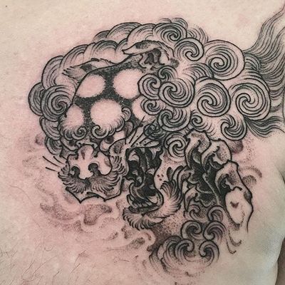 Foo Dog Tattoo by Ganji #foodog #japanesefoodog #japanese #darkjapanese #blackwork #japaneseblackwork #threetides #Ganji #GanjiBang