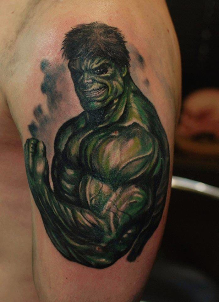 Flexing Hulk by Ivan Bor