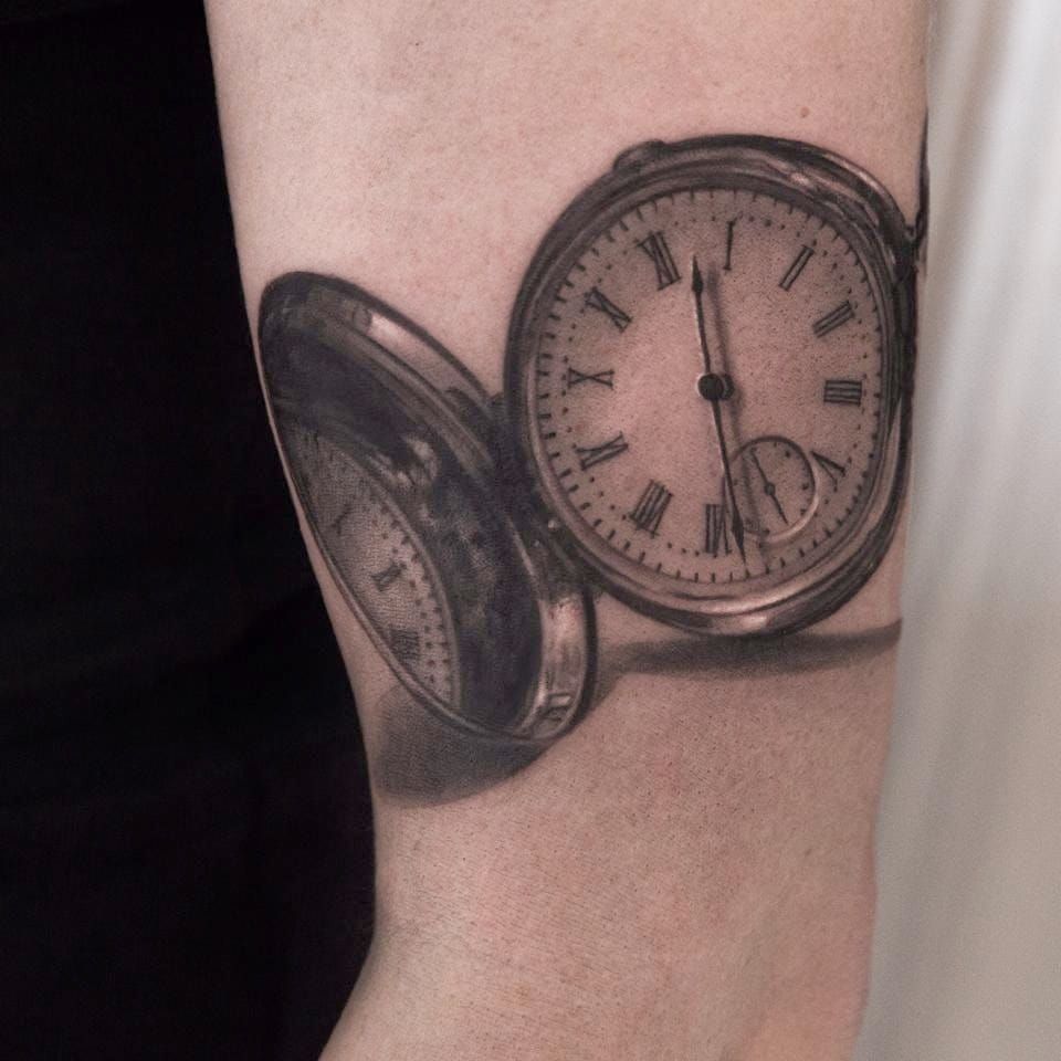 30 Innovative And Realistic Clock Tattoo Ideas And Designs For Men  Psycho  Tats