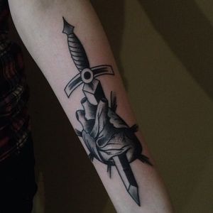 Heart and dagger by by Chris Brunner #ChrisBrunner #heartanddagger #heartanddaggertattoo #heart #dagger #knife