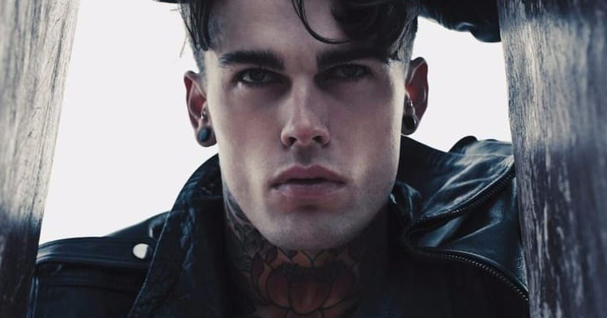 Apparently Women Find Men With Tattoos Less Attractive — Ouch! • Tattoodo Apparently Women Find Men With Tattoos Less Attractive — Ouch! • Tattoodo