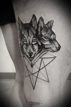 Linework of wolves, by Tabuns