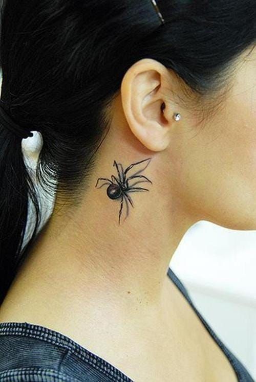 Hope this lady doesn't get slapped for this realistic-looking spider. Looks like it's gonna bite! Tattoo by Mike Devries. Spider 3D tattoo #3dtattoo #spider