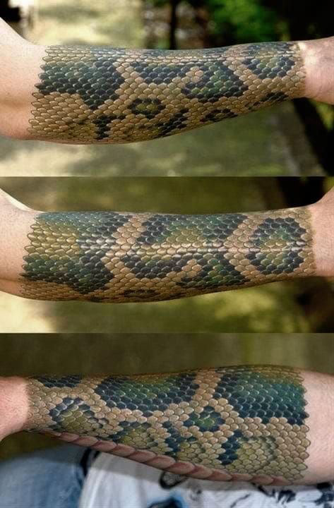 Snake skin texture tattoo #snake