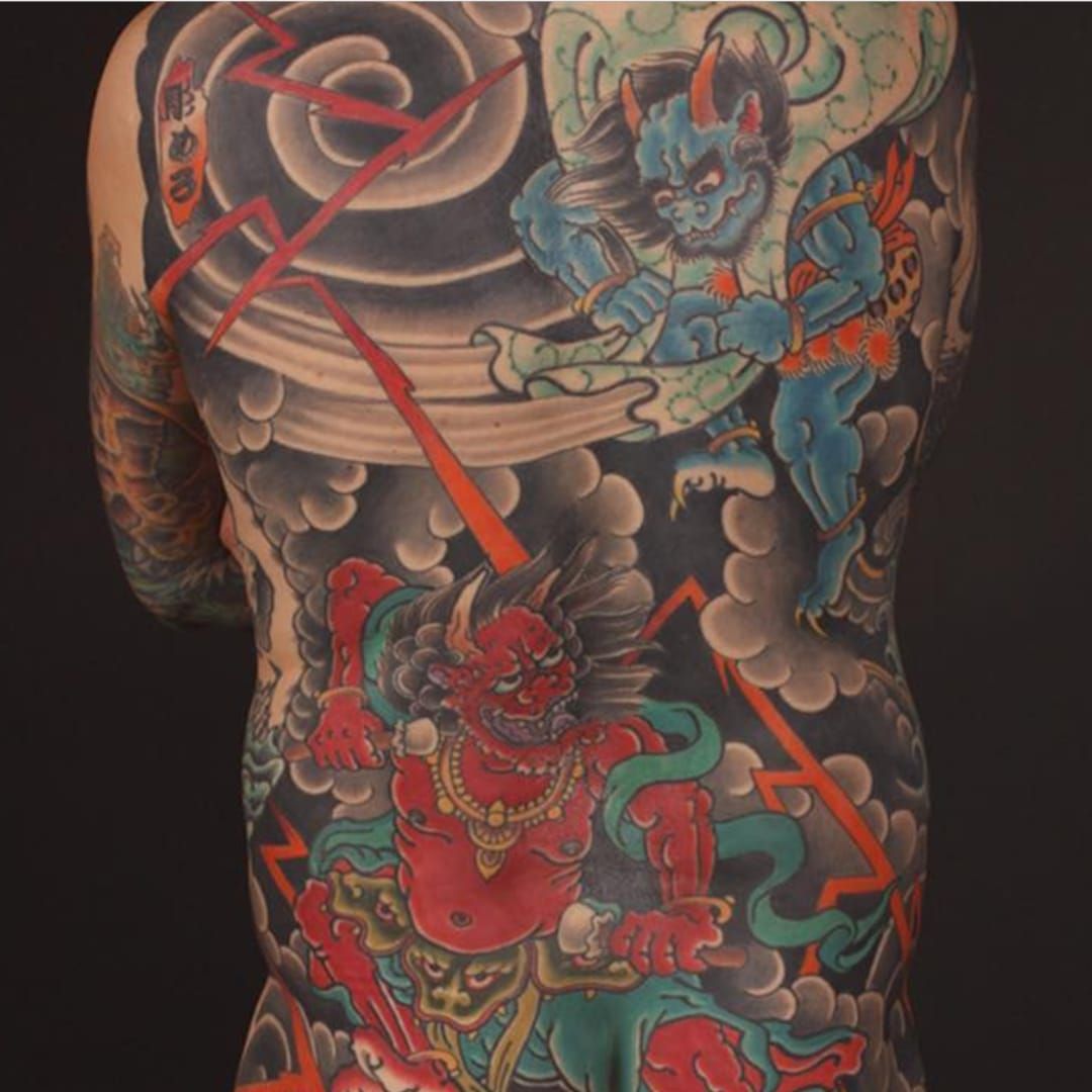 Afbeeldingsresultaat voor Raijin and fujin  Tatuaje de cuerpo completo  Tatuajes japoneses tradicionales Tatuajes japoneses