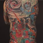 Rodrigo Melo's back-piece of Raijin and Fujin (IG—rodrigomelotattoo). #Fujin #Irezumi #Japanese #Raijin #RodrigoMelo #traditional
