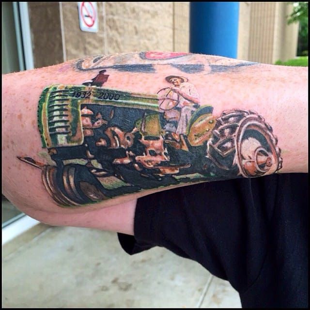Cas Dillinger  Just finished up this John Deere tractor  Facebook