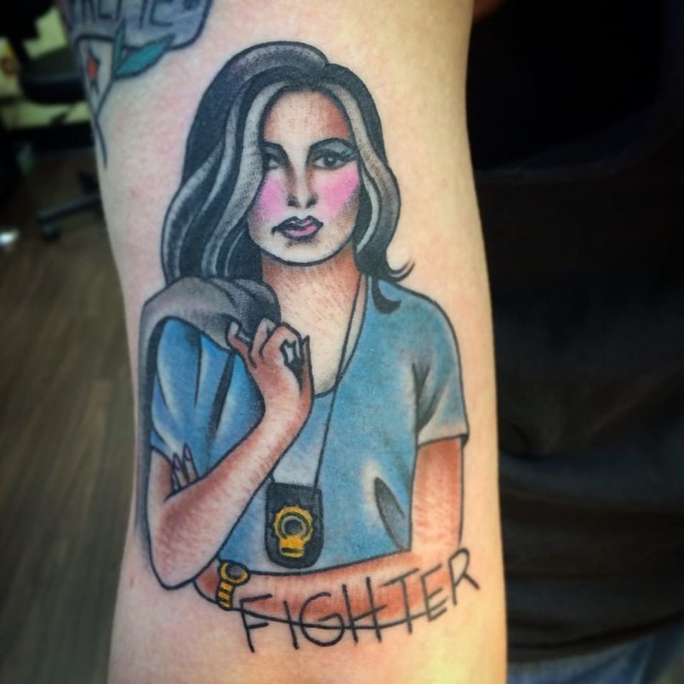 SVU' fan surprises Mariska Hargitay with tattoo of Benson and Stabler