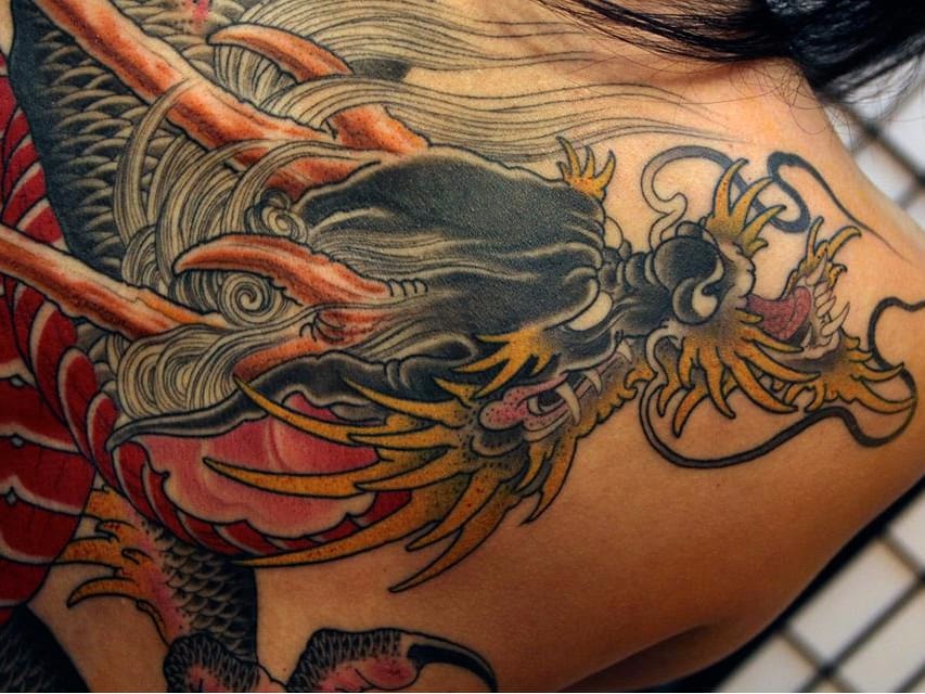 Por Bill Canales #BillCanales #dragao #dragaotattoo #dragontattoo #mitologia #mythology #oriental #colorida #fullcolor #dragon