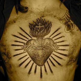 Traditional chestpiece by Liam Sparkes.